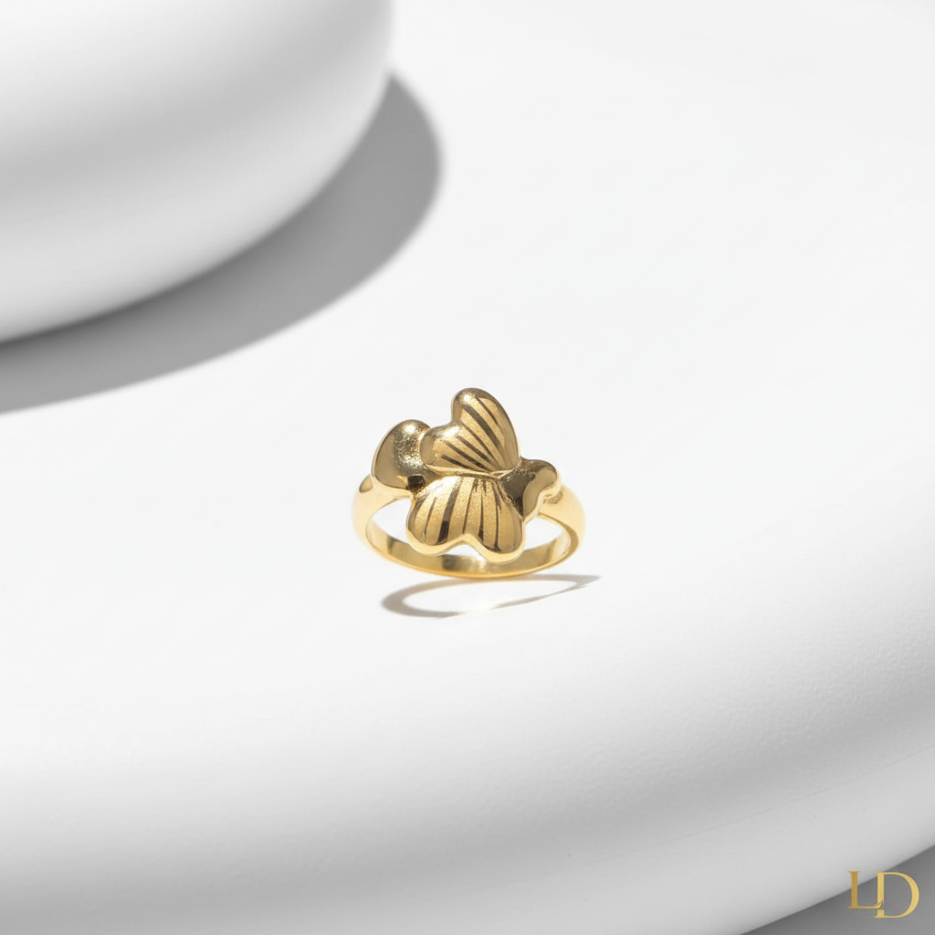 Papillon Ring - 3D gold butterfly ring