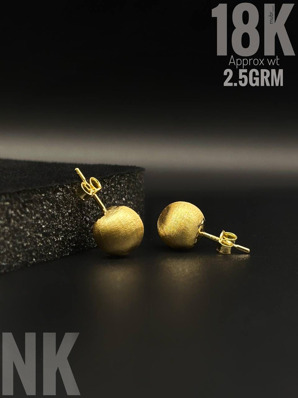 18 Karat 2.50g Stud