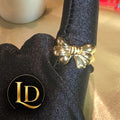 18 Karat Women Fashion Bow Ring Size 8.5