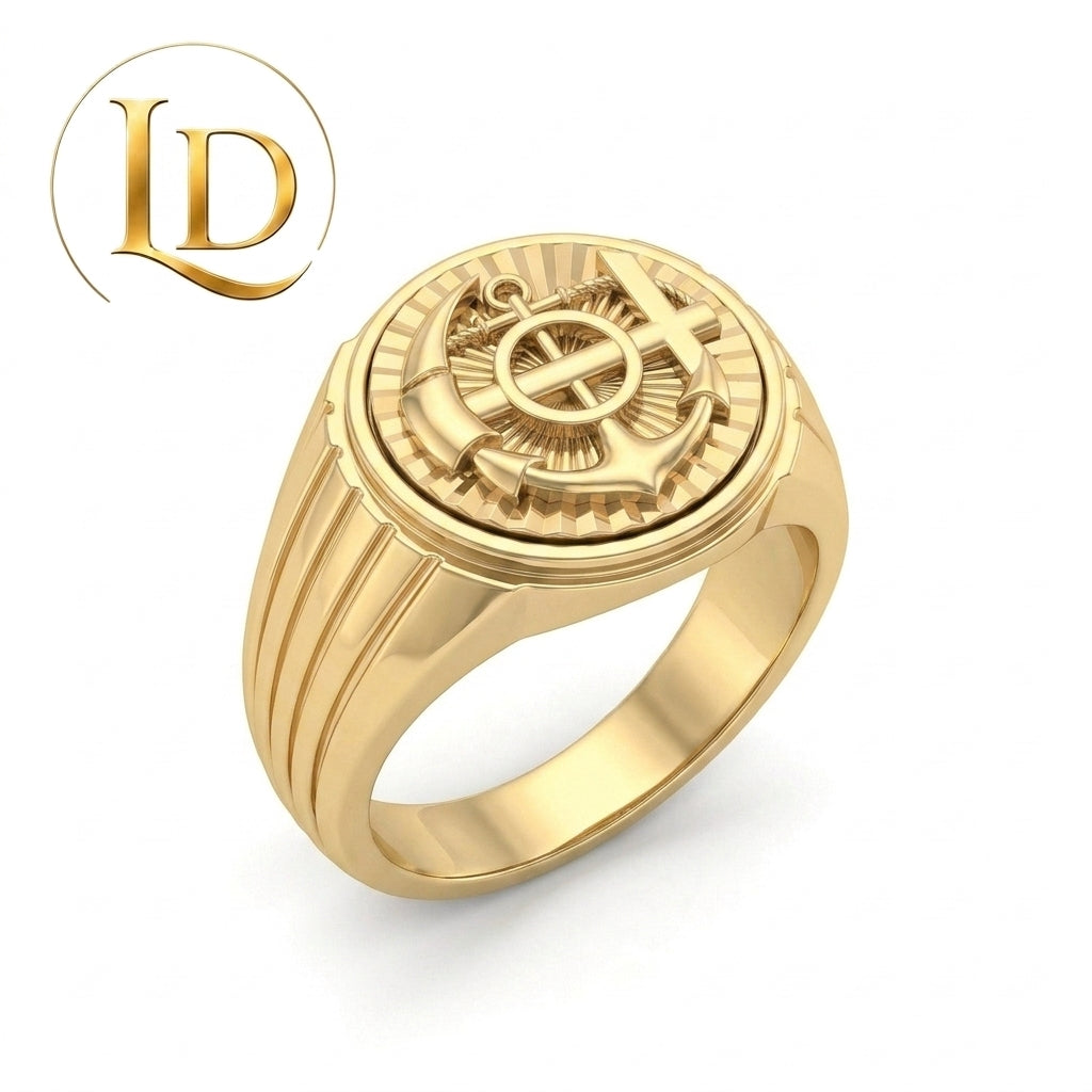 18 Karat Royal Compass Ring 8.3g