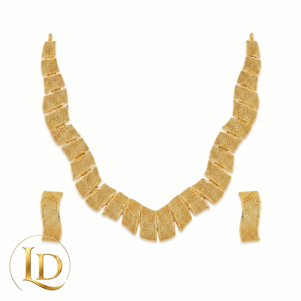 18 Karat Half Set Necklace 7.4g