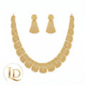 18 Karat Half Necklace Set in 6.90g
