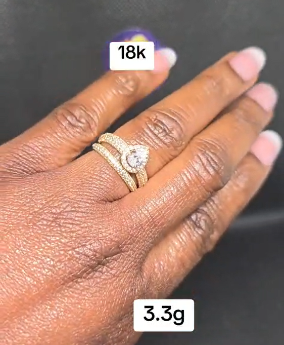 18 Karat Gold Ring 3.3g