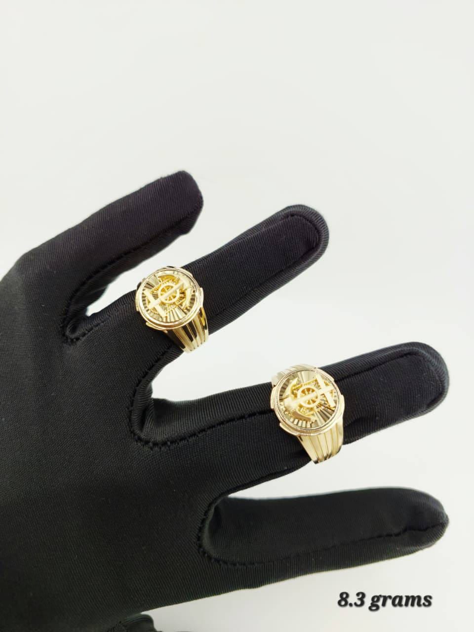 18 Karat Royal Compass Ring 8.3g